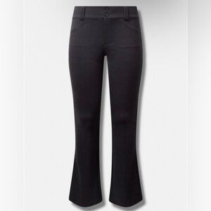 NWT Torrid 20 XT extra tall luxe pointe studio trouser pants boot cut. Stretchy!